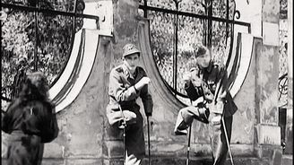 Loupí, rabují, přepadávají. Poválečná lázeňská sezóna probíhala pod taktovkou Rudé armády Loupí, rabují, přepadávají. Poválečná lázeňská sezóna probíhala pod taktovkou Rudé armády