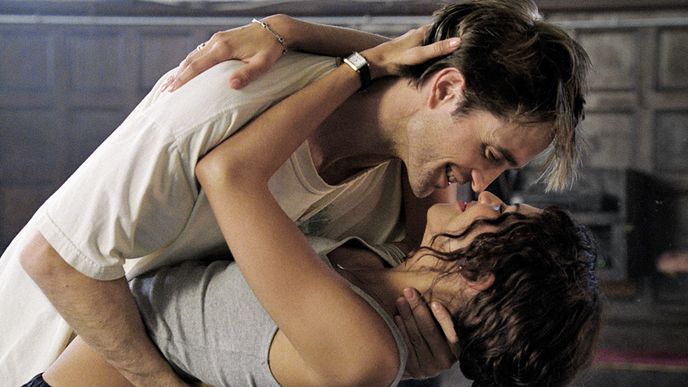 Ústřední pár ztvárnili Robert Pattinson a Zendaya Ústřední pár ztvárnili Robert Pattinson a Zendaya