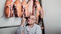 Šéf Prakulu Roman Vaněk mezi nekřehčeným masem  ve špičkovém pražském řeznictví  The Real Meat Society