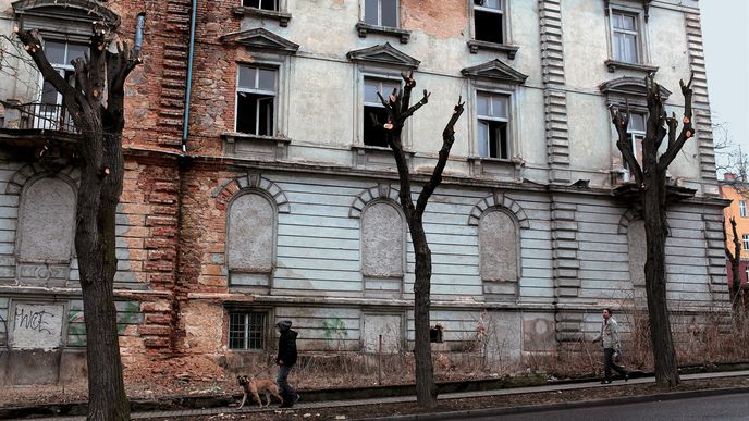 I takhle vypadá teplický bytový fond,  jehož privatizací se Kubera chlubí