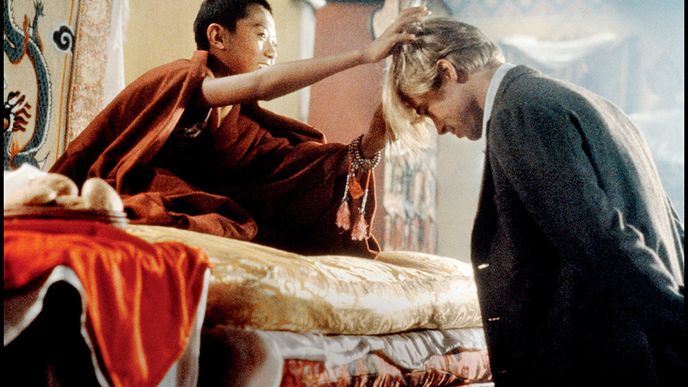 Sedm dní v Tibetu, film, za který se Annaud ocitl v Číně v klatbě