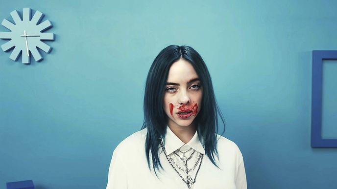 Se svým debutovým albem se Billie Eilish dostala do čela hitparád téměř ve dvaceti zemích včetně České republiky