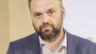 Hvězdy Reflexu: Soukromý zemědělec Daniel Pitek aneb Přijďte pobejt!