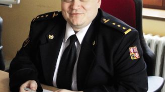 Hvězdy Reflexu: Jiří Němec, ředitel HZS Kraje Vysočina aneb Vivat hasiči! Hvězdy Reflexu: Jiří Němec, ředitel HZS Kraje Vysočina aneb Vivat hasiči!
