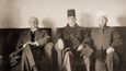Masaryk se sešel také s představiteli muslimů Kasimem Pašou a muftím Hadž Amínem al-Husajním (vpravo), jenž po letech proslul svými sympatiemi k Hitlerovi a nacismu