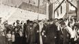 Čtvrtí ortodoxních židů provázel Masaryka vrchní rabín Josef Chajim Sonnenfeld. Pocházel z Československa.