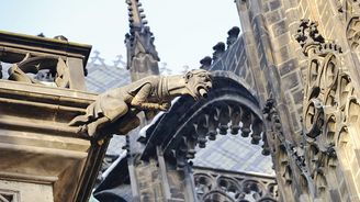 Mystika gotických katedrál: Co spojuje pařížskou Notre-Dame s pražskou katedrálou Svatého Víta?