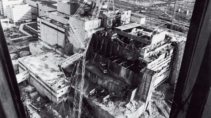 Květen 1985 KRÁTCE PO VÝBUCHU V ČERNOBYLU. Jaderná energie už nebude nikdy tím, čím bývala ...