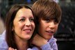 Matka zpěváka Justina Biebera Pattie Malletteová pomohla produkovat film Crescendo, s jehož pomocí teď shání peníze na protipotratové kampaně
