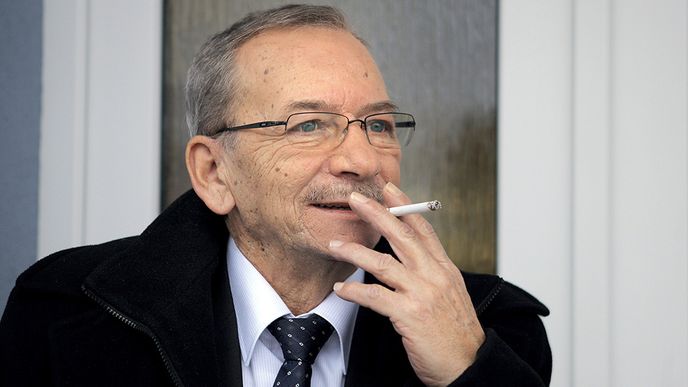 Senátor Jaroslav Kubera: „Až zakážou kouřit, přijdou na něco jiného“