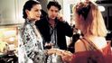 Dvě největší herecké, romantické hvězdy na tehdejší planetě, Julia Robertsová a Hugh Grant, přiměly milióny diváků uvěřit, že jejich postavy spolu v Notting Hillu (1999) stráví celý život
