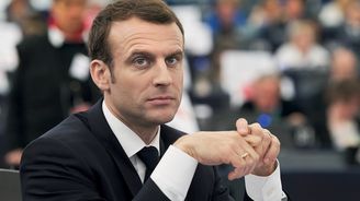Zlobivý miláček Emmanuel: Macron svým přitvrzením vůči imigrantům překvapil i své přiznivce
