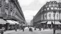 Hotel Scribe v Paříži na rohu bulváru Kapucínů byl sídlem válečných reportérů i burzou zpráv a kontaktů