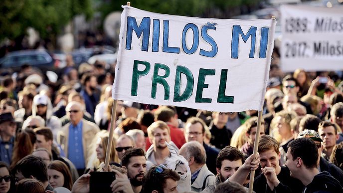 Demonstrace proti Andreji Babišovi a Miloši Zemanovi, Praha 10. 5. 2017