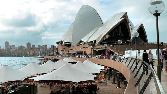 Opera je dominantou města. Pak ještě Harbour Bridge. Dalším lákadlem jsou pláže, ale je třeba rozlišovat.