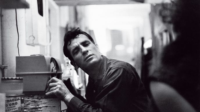 Jack Kerouac psal svůj experimentální román Vize Codyho jako sotva třicetiletý; obsadil do něj i své přátele Burroughse a Ginsberga