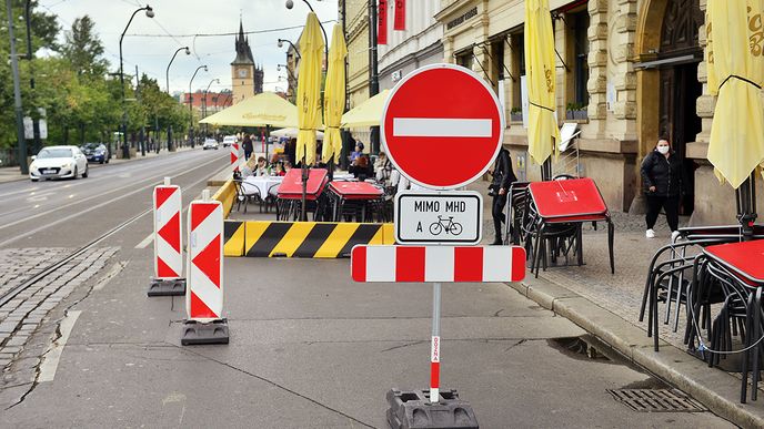 Praha se mílovými kroky přibližuje světovým metropolím. Vidíte?