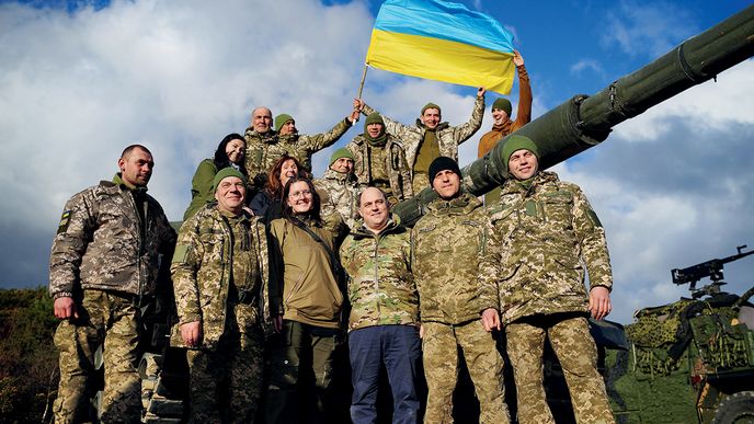 Z výcviku ukrajinských vojáků na tancích Challenger 2  ve Velké Británii