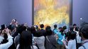 Reflex navštívil výstavu  obrazů Slovanská epopej od  Alfonse Muchy v japonském Tokiu.  A byla to neuvěřitelná jízda