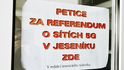 Tradice versus novoty. Odboj proti 5G síti vede lokální periodikum.