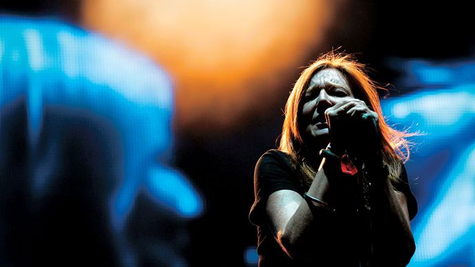 Portishead v Praze! Zpěvačka Beth Gibbonsová vystoupí se svou kapelou 19. června v Tipsport Areně