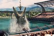 Nejnovější, čtvrtý díl dinosauří série Jurský svět (v kinech od 11.6.) nažene ještěry i pod vodu. Na mosasaura v bazénu se děti chodí dívat jako na lachtany.