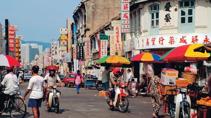 Skoro dvě třetiny obyvatel Penangu tvoří Číňané, mezi ostatními převažují Malajci a Indové