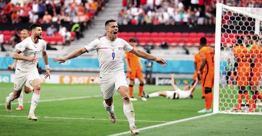 Lví zápas: Fotbal Česko–Nizozemsko očima reportéra Reflexu