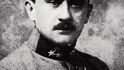 Jaroslav Rošický sloužil v rakousko--uherské armádě. Po vzniku Československa velel jednotce, jež se v Chebu zmocnila německých vojenských letadel.