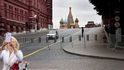 Selfie před zábranami v Moskvě