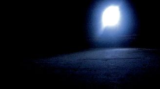 Co nám asi chce? Kulový blesk zůstavá stále nevysvětlenou záhadou Co nám asi chce? Kulový blesk zůstavá stále nevysvětlenou záhadou