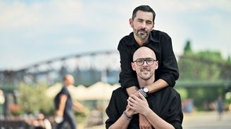 Sňatky po česku: Manželství pro všechny? Homosexuální svazky nejspíš nečeká revoluce, ale další kompromis
