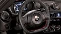 Alfa Romeo 4C je vyrobena z uhlíkových kompozitů, hliníku, vysokopevnostní oceli a skelných vláken