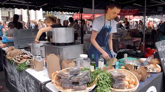 Fenomén street food: Dočkáme se u nás někdy skutečně dobrého jídla na ulici?