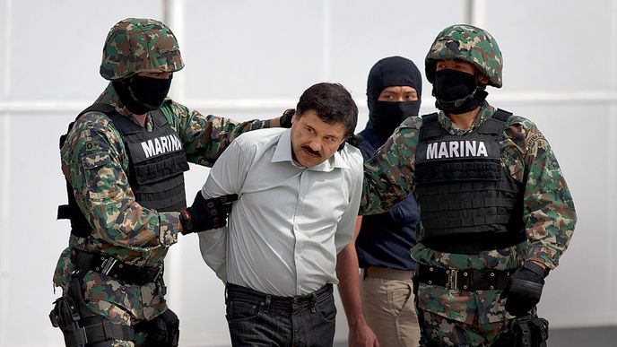 Zatčení nejhledanějšího zločince na světě patřilo k triumfům protidrogového tažení mexické vlády podporované Američany