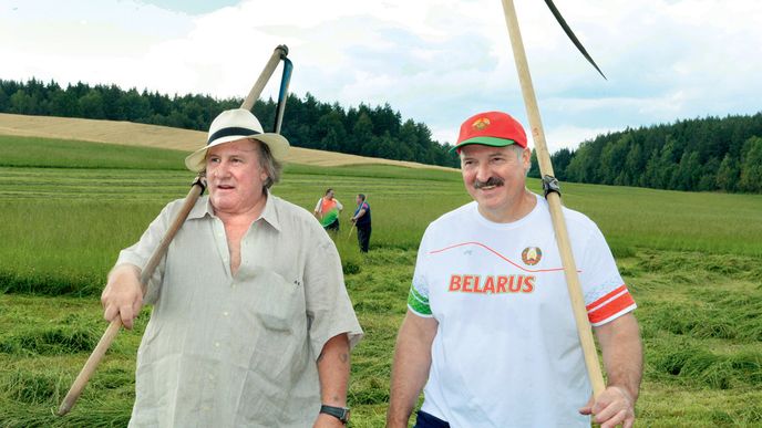 Herec Depardieu je dokonalý profesionál. Má-li někoho ztvárnit, musí ho dokonale poznat jak po psychické, tak fyzické stránce.