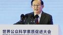 Vlivný politik a konstruktér Wan Kang, hlavní čínský stratég přechodu z baterií na vodík