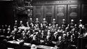 U tribunálu v Norimberku se díky Lauterpachtovi a Lemkinovi poprvé projednávaly zločiny proti lidskosti a genocida