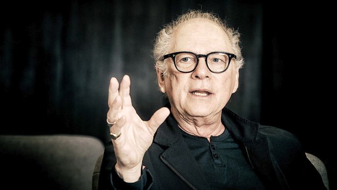 Barry Levinson, oscarový režisér  Rain Mana a Vrtěti psem: Moje filmy by mě už dnes rozhodně nenechali natočit pod hlavičkou hollywoodských  studií.“