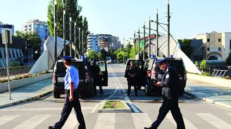 Válka o espézetky. Příčiny a východiska kosovsko-srbských sporů 