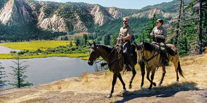 Eric Bana a nádherné přírodní kulisy táhnou diváky k seriálu Živel na Netflixu Eric Bana a nádherné přírodní kulisy táhnou diváky k seriálu Živel na Netflixu