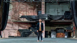 Pokud se přestaneme smát, zvítězí. Válka změnila Ukrajincům život, kulturu i jazyk Pokud se přestaneme smát, zvítězí. Válka změnila Ukrajincům život, kulturu i jazyk