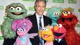 Jon Stewart a jeho televizni kolegové ze Sesame street