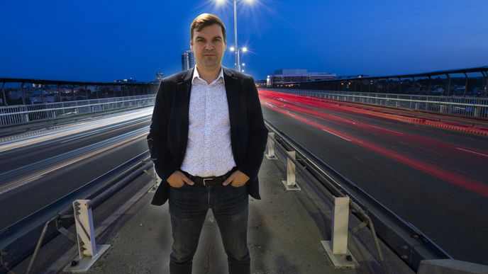 Petr Macinka: Piráti a další aktivisté chtějí z české metropole udělat něco jako Ho Či Minovo Město v 80. letech