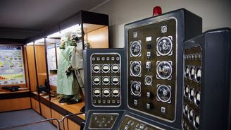 Návrat do studené války: Sověti zkoušeli následky jaderných zbraní jak na vojenské technice i na živé síle Návrat do studené války: Sověti zkoušeli následky jaderných zbraní jak na vojenské technice i na živé síle