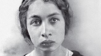 Před 105 lety chtěla eserka Fanny Kaplanová zastřelit v Moskvě Lenina. Bohužel se nepovedlo