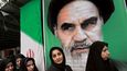 Ší’itský Írán lpící na kultu vůdce Chomejního je pro sunnitské režimy nepřítelem číslo dvě, hned po Izraeli
