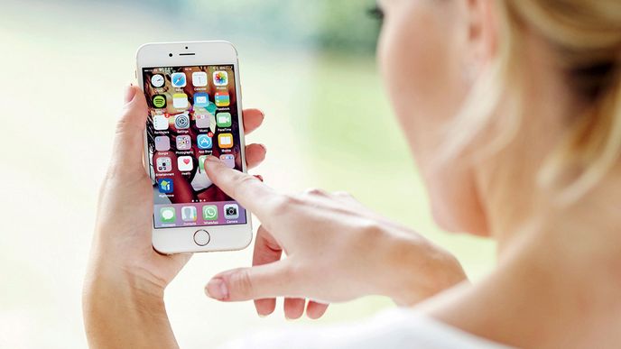 Udělat si pořádek v mobilu je novodobá strategie přežití