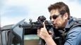 Sicario: Nájemný vrah (premiéra 29.10.) režiséra Villeneuva patří k hlavním favoritům na Oscara. Del Toro se v něm vrací na drogovou scénu.