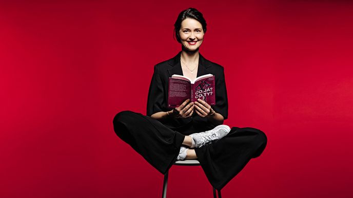 Tanečnice, režisérka a spisovatelka MIŘENKA ČECHOVÁ: „Negativní a osobní útoky mě donutily vyrůst, posunuly mě dál.“ Tanečnice, režisérka a spisovatelka MIŘENKA ČECHOVÁ: „Negativní a osobní útoky mě donutily vyrůst, posunuly mě dál.“